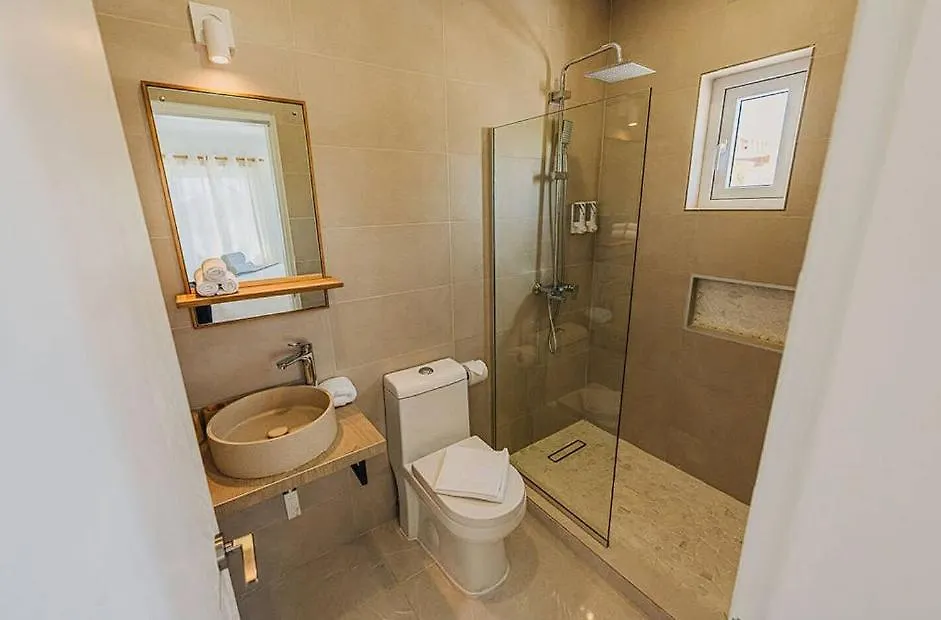 New! 3Min To Beach ! Palm Beach